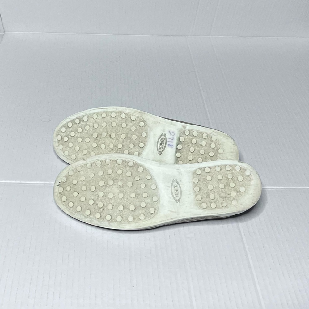 TOD’s Leather Espadrille Loafers - Picture 7 of 10
